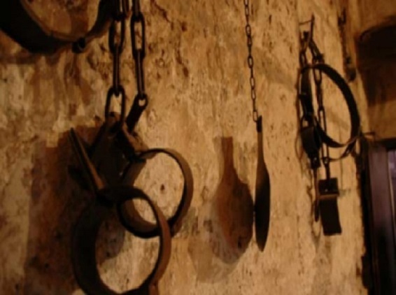 رصد الواقع المظلم .. التعذيب في سجون الإمارات