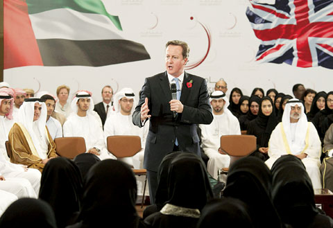 إنفوغرافيك: اللوبي الإماراتي في بريطانيا لمحاربة الإخوان وقطر
