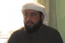 منصور الأحمدي يحبس انفرادياً في مكان قذر جداً في سجن الرزين